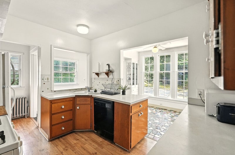 Building Photo - 2341 S Overlook Rd