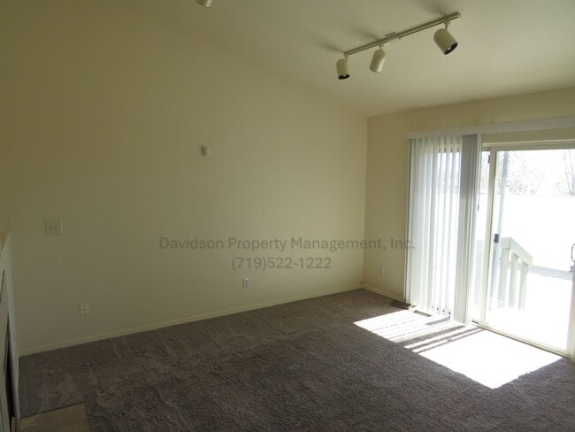 Building Photo - Great 3 Bedroom House in the Southern Powers Corridor