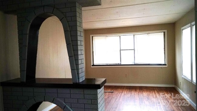 Building Photo - 416 Copeland Park