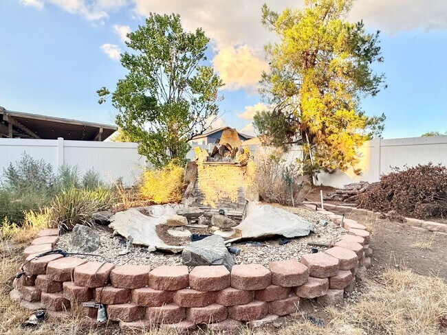 Building Photo - 2871 Pinta Ct