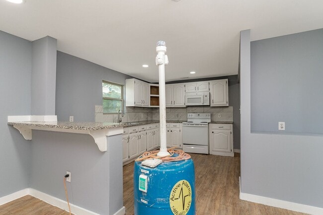 Building Photo - Spacious 4-Bedroom Home with Modern Finishes – Owenwood, Dallas