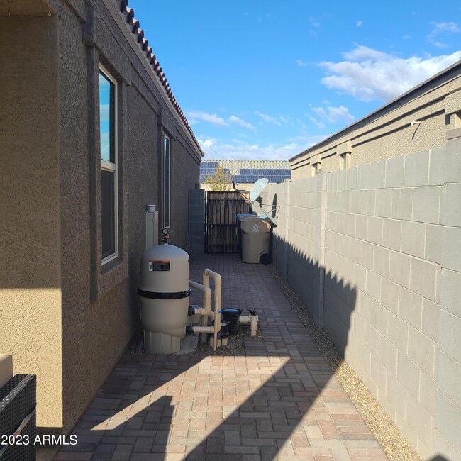 Building Photo - 3703 N 298th Dr