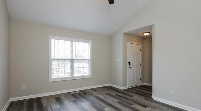 Building Photo - 1005 Tellis Dr