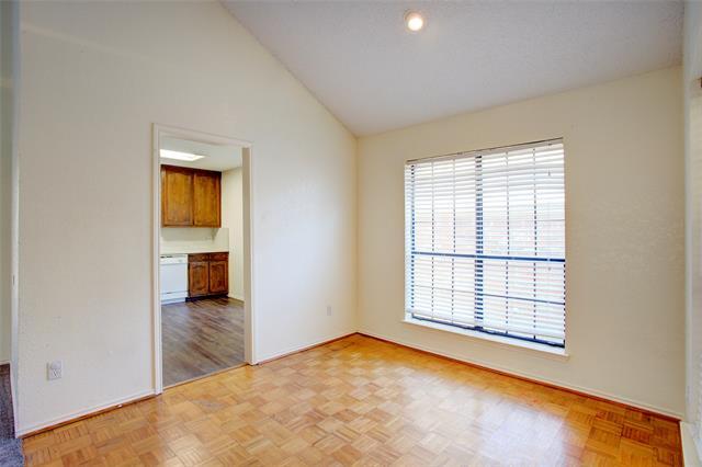 Building Photo - 10702 Tall Oak Dr