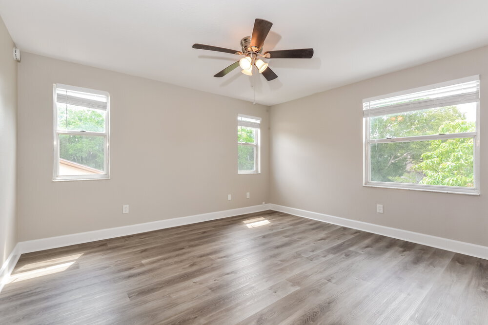 Building Photo - 930 Maple Forest Dr