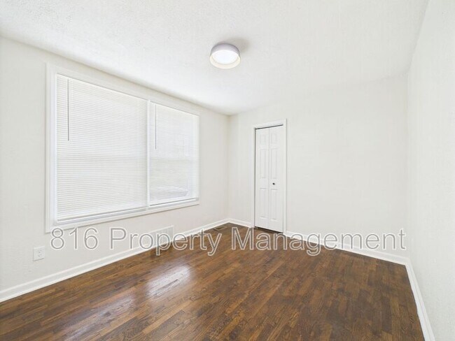 Building Photo - 8404 E 47th Terrace