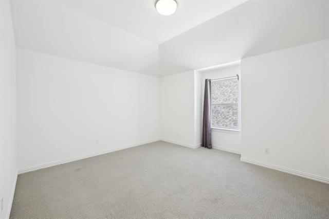 Building Photo - 4101 Hawthorn Dr