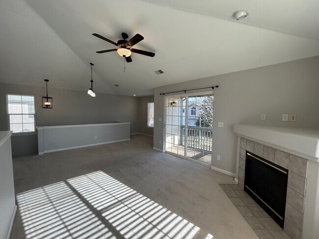 Building Photo - Low-Maintenance Luxury with Community Perks