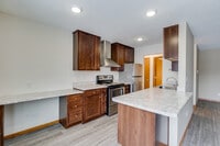 Building Photo - Grand Place Apartments | 1729