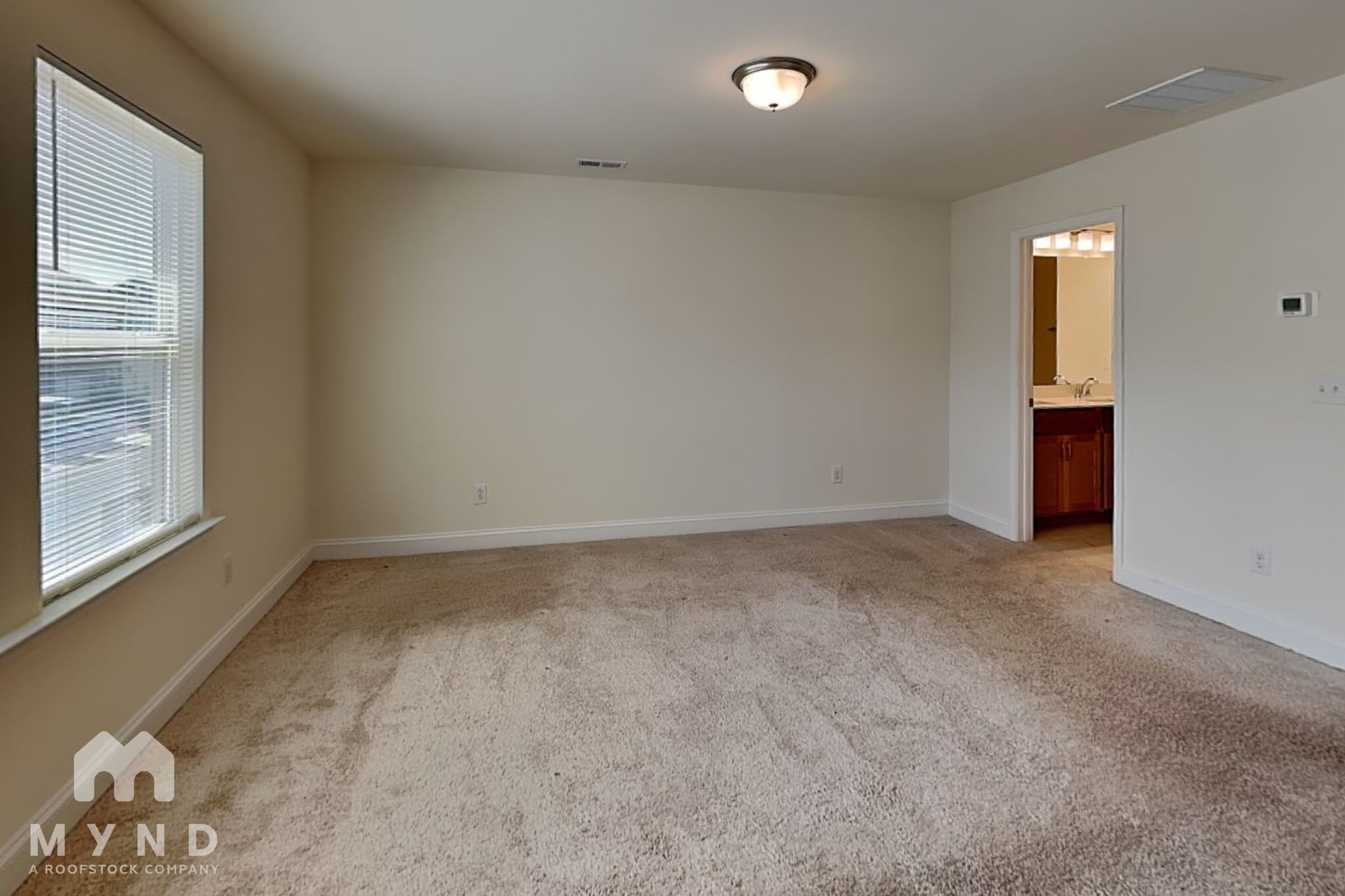 Building Photo - 1546 Cedar Tree Dr