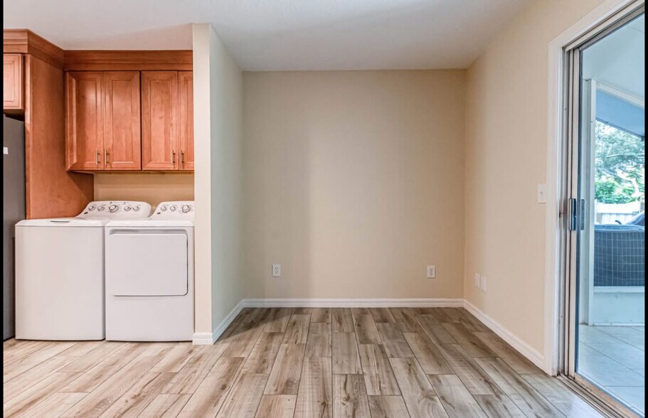 Building Photo - 11347 Regal Square Dr