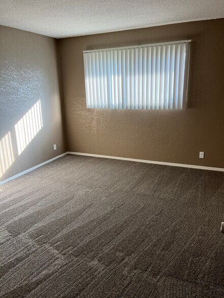 Building Photo - 1028 Post St