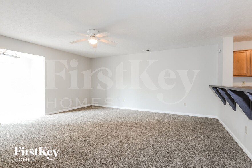 Building Photo - 2702 Kilmurray Dr