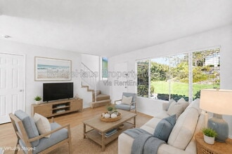 Building Photo - 3550 Sandpiper Pl