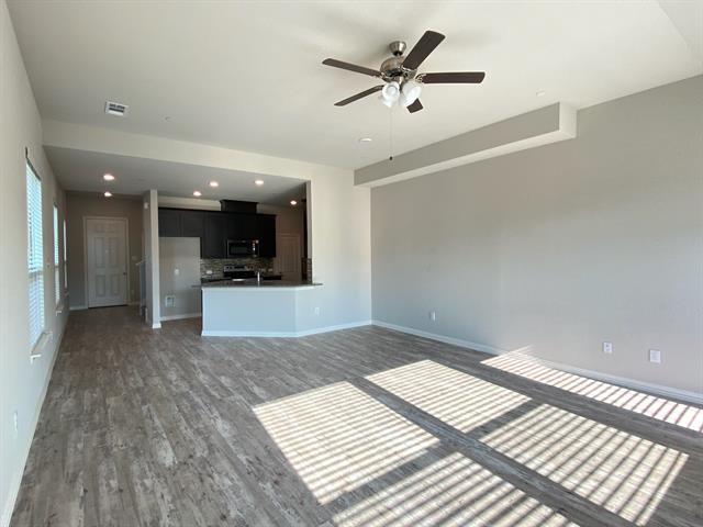 Building Photo - 3404 Solana Cir