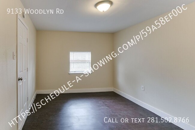 Building Photo - 9133 Woodlyn Rd