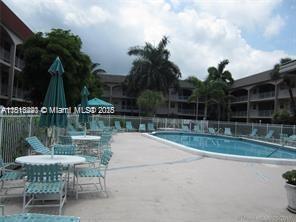 Building Photo - 541 Blue Heron Dr