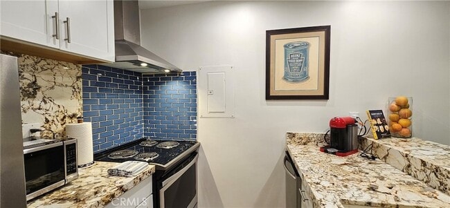 Building Photo - 78255 Cabrillo Ln