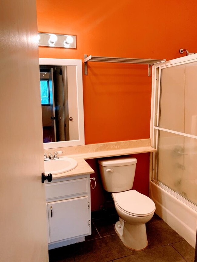 Building Photo - 10943 Laurel Canyon Blvd