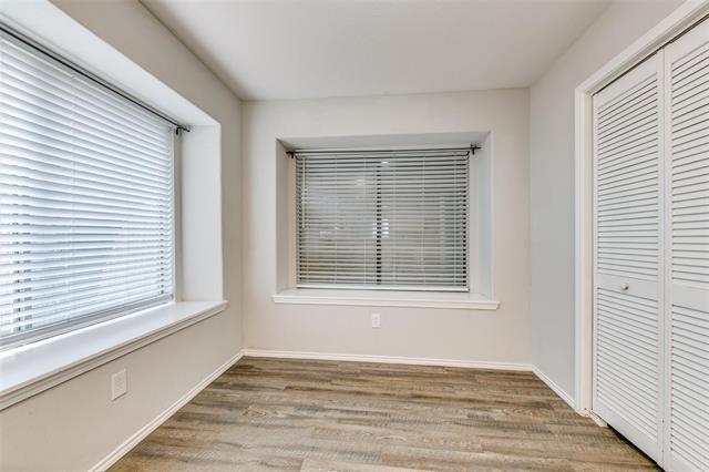 Building Photo - 701 Kipling Dr