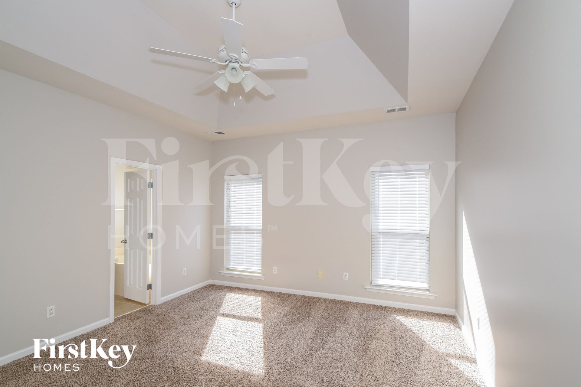 Building Photo - 4297 Hathaway Ln