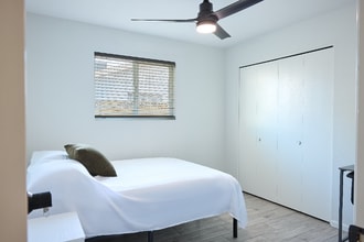 Building Photo - 7111 E Pine Pkwy