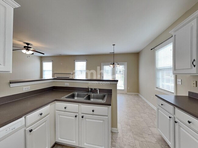 Building Photo - 109 Morrocroft Ln