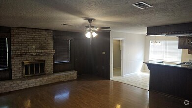 Building Photo - 7322 Ridge Oak Dr