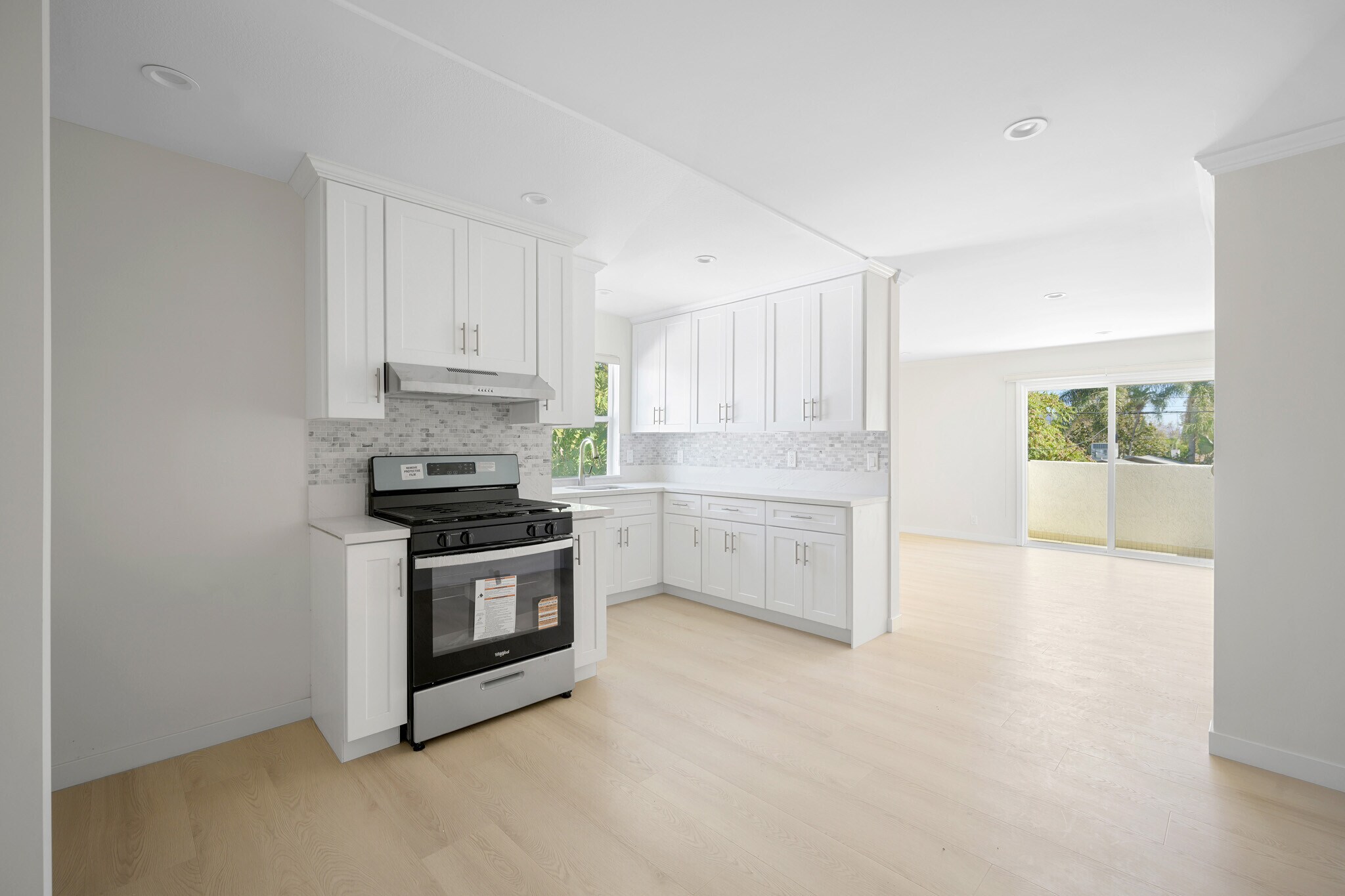 Building Photo - 5228 Auckland Ave