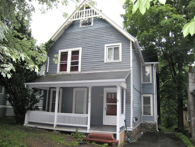 Building Photo - 410 S Aurora St