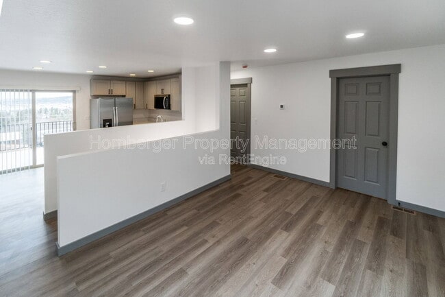 Building Photo - 3519 E 17th Ave