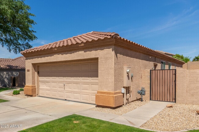 Building Photo - 3821 S Heath Way