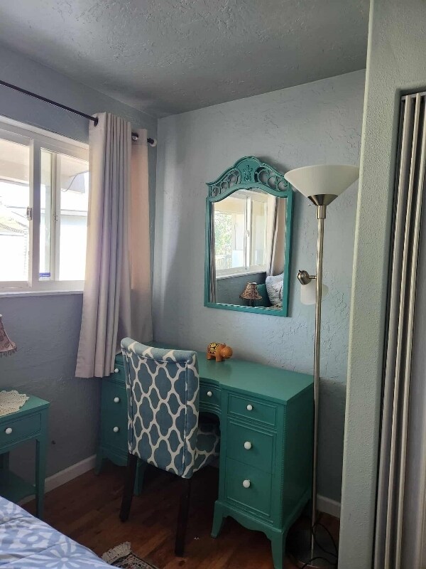 Building Photo - 710 Catskill St