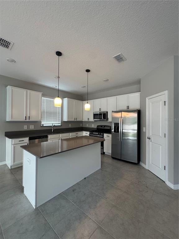 Building Photo - 26059 Bristleleaf Ct