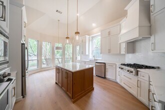 Building Photo - Home for Rent