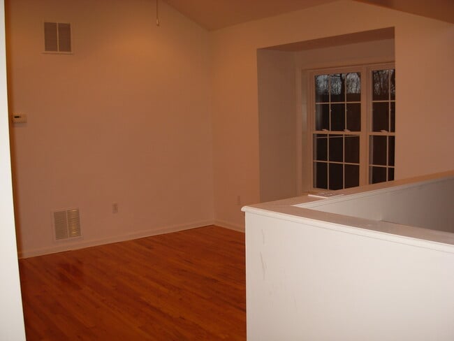 Building Photo - The Hatters House