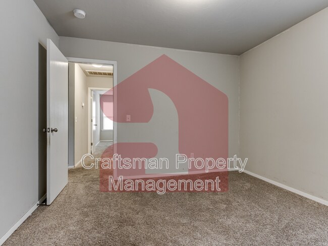 Building Photo - 1865 Jack Rabbit Ln