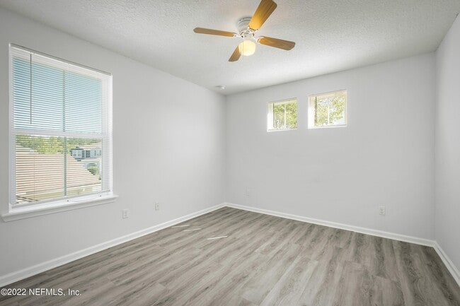 Building Photo - 157 Heron Landing Rd