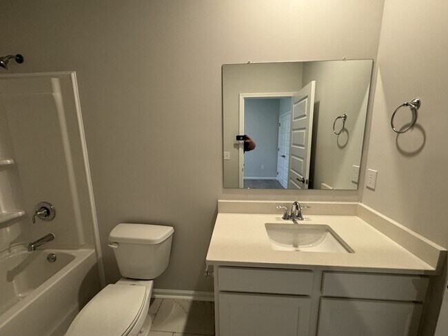 Building Photo - 229 Waylan Rdg Ln