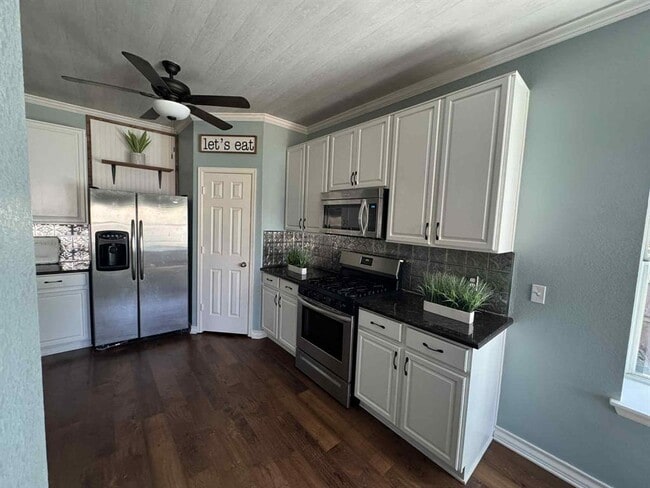 Building Photo - 20804 Silverbell Ln