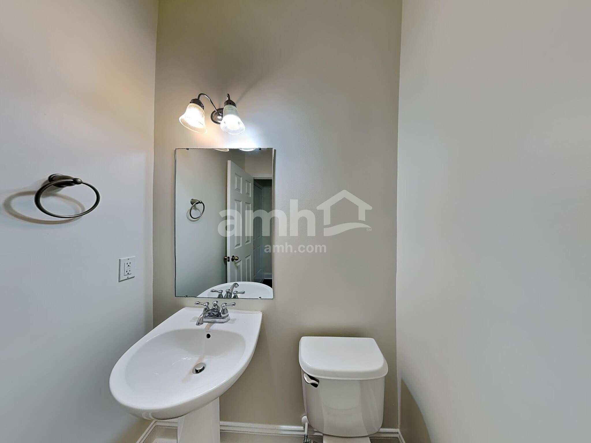 Building Photo - 4403 Mary Point Rd