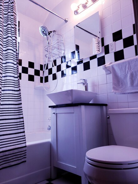 Updated Bathroom - 2439A S Austin St