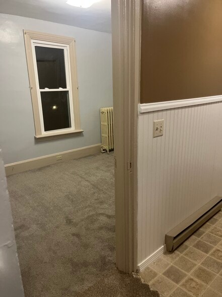 back bedroom - 35 S Rosanna St