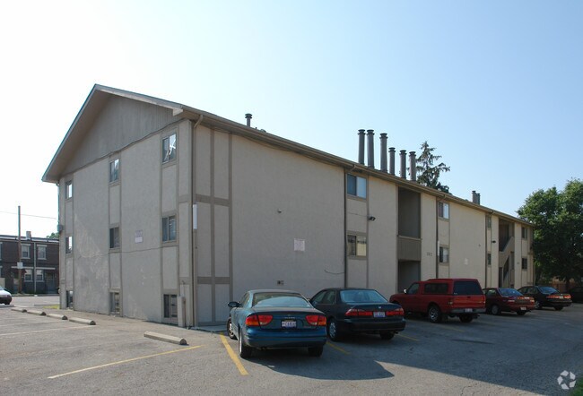 Building Photo - 230-232 W 9th Ave