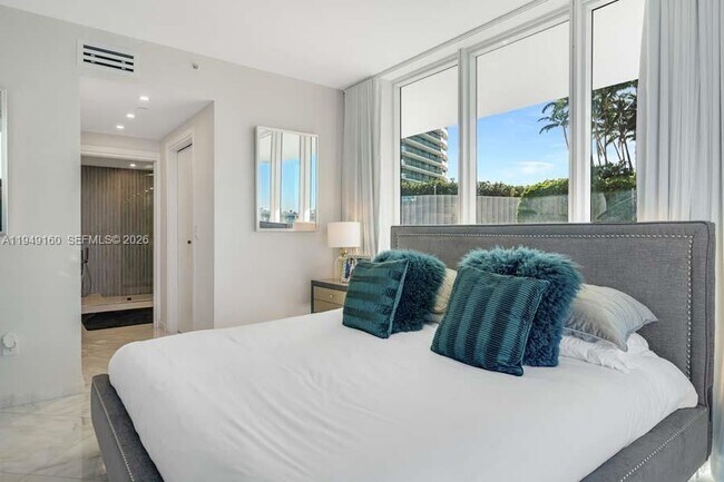 Building Photo - 540 West Ave