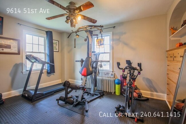 Building Photo - 9614 51st Ave