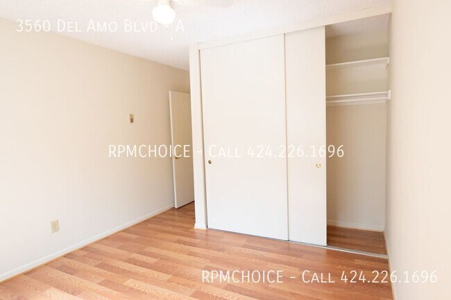 Building Photo - 3560 Del Amo Blvd