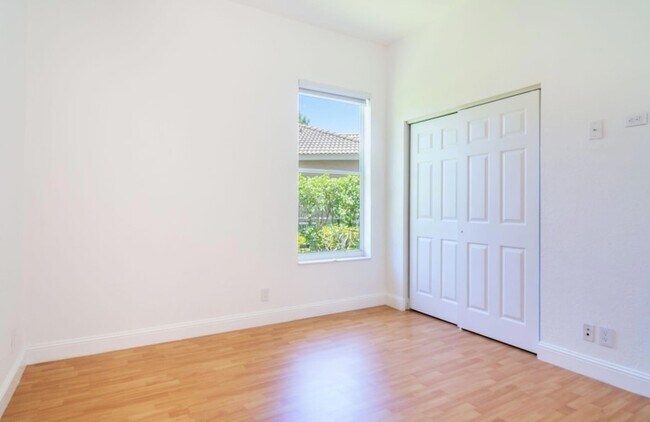 Building Photo - 2002 Schooner Ln