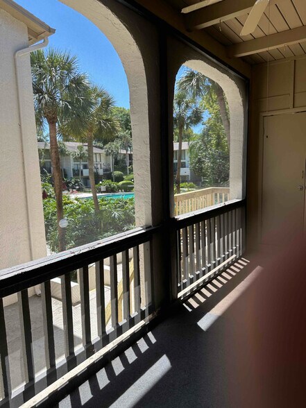 Building Photo - 200 Maitland Ave