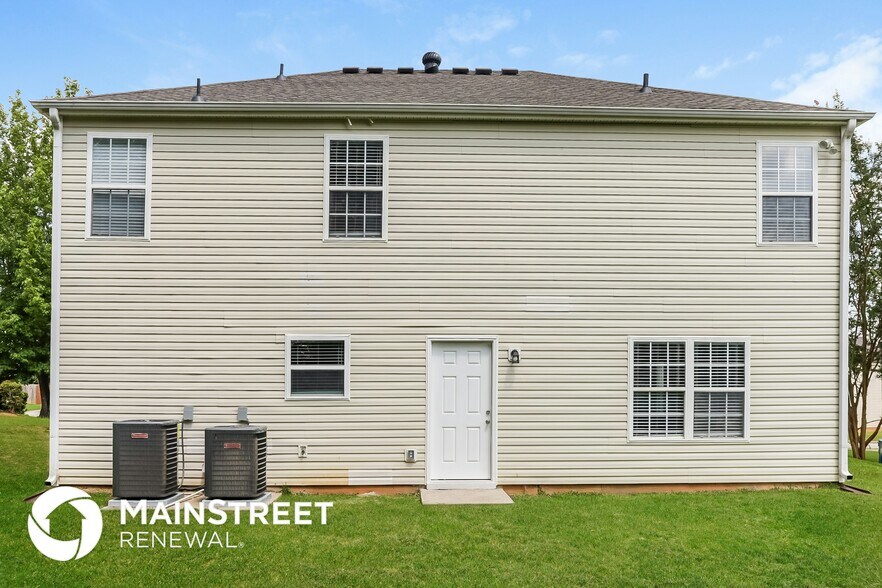 Building Photo - 5487 Wexford Pass